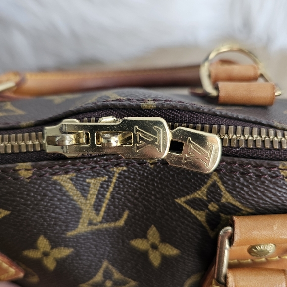 SOLD 🔥🔥Authentic Louis Vuitton Alma PM - Picture 14 of 17